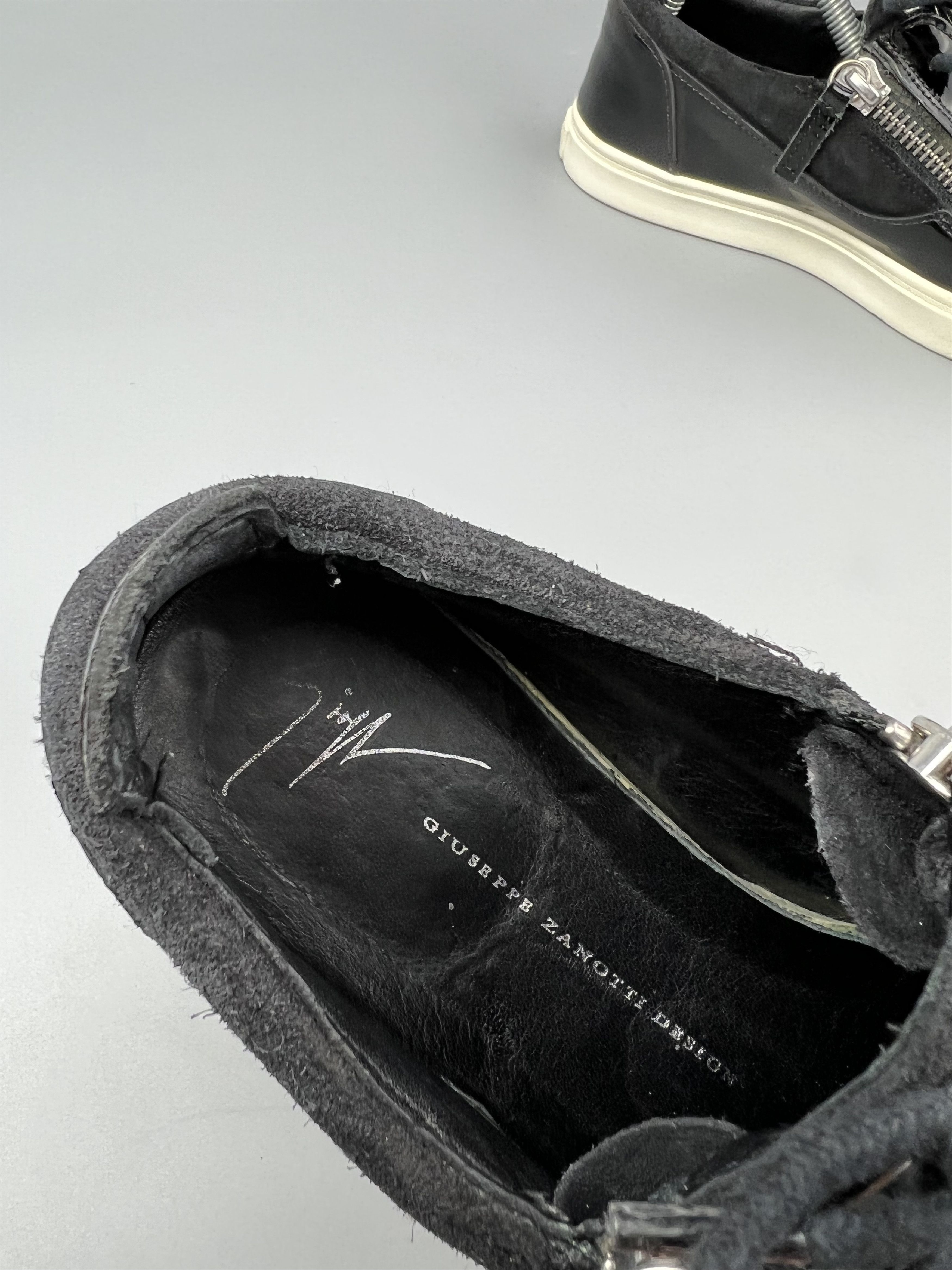 Giuseppe Zanotti Giuseppe Zanotti Patent Leather Sneakers Size IT36 Size US 6 / IT 36 - 10 Thumbnail