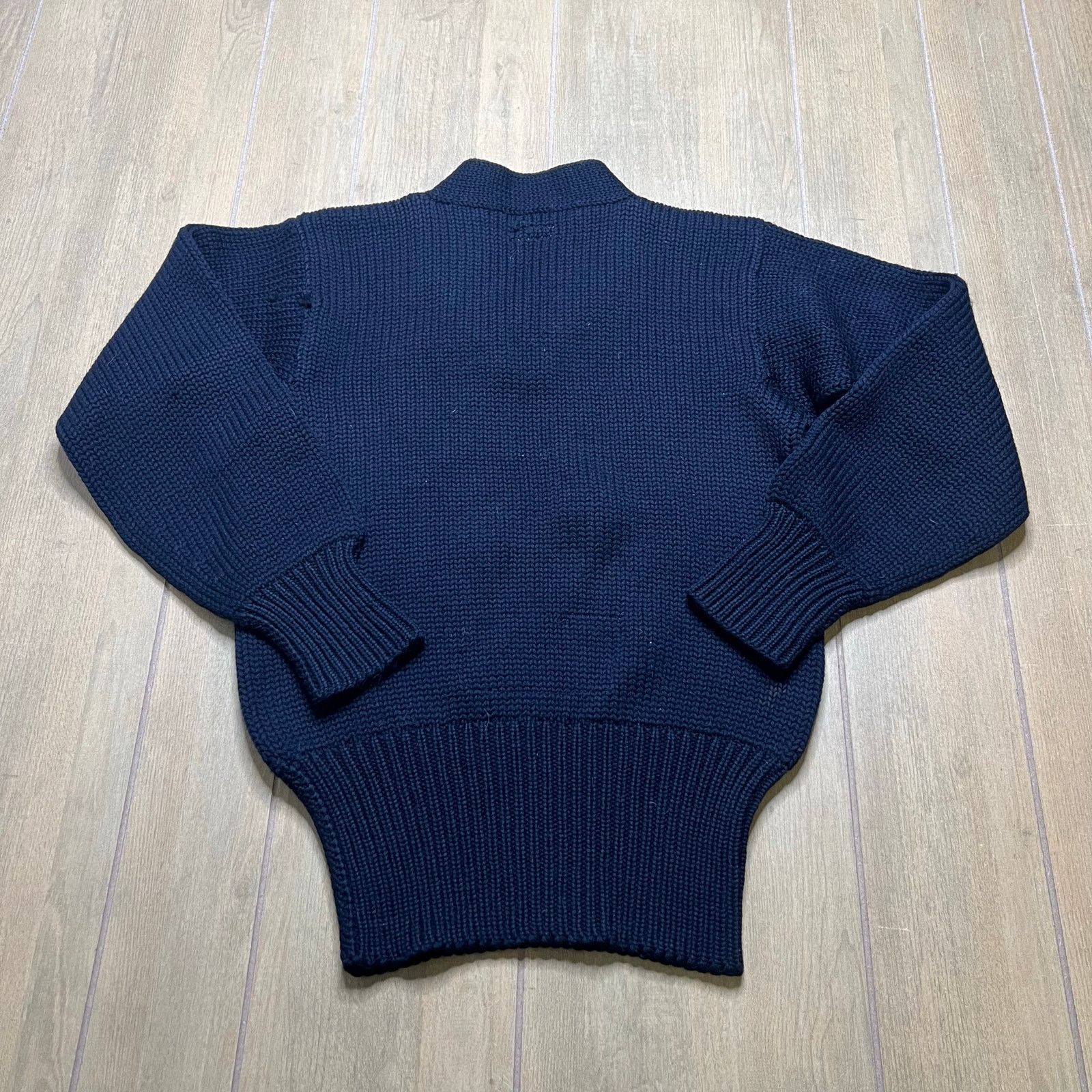 Vintage Vintage Lion Mills 1940s wool sweater Sz S/M made Hartford Size US M / EU 48-50 / 2 - 5 Thumbnail