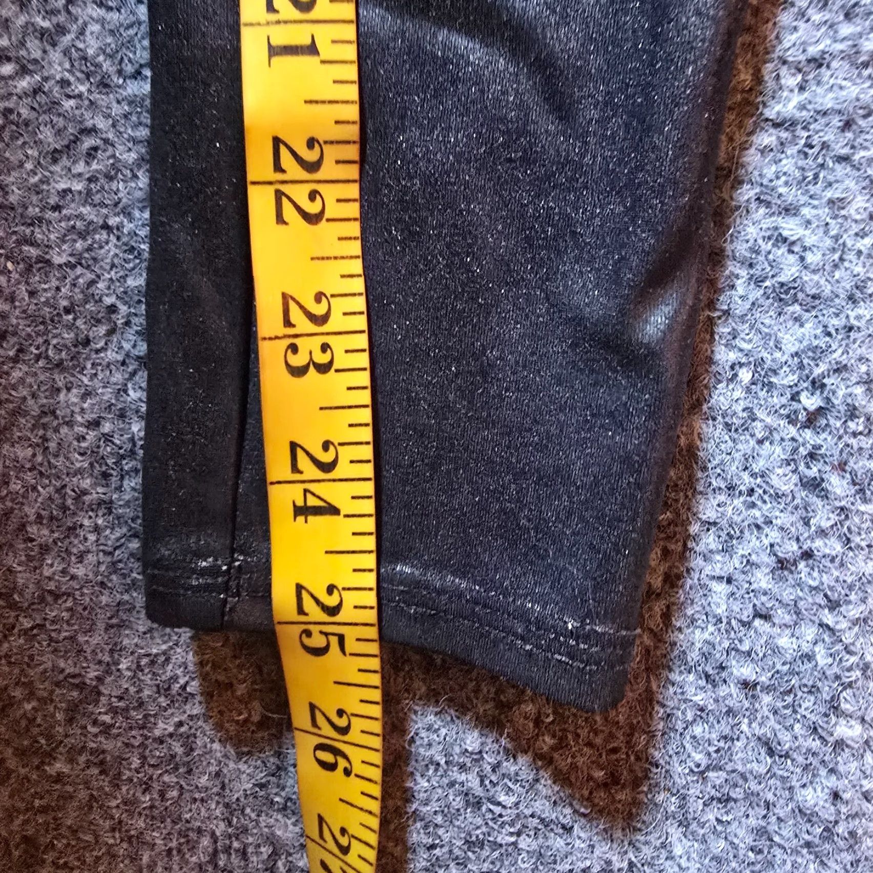 Spanx Spanx Pants Women Medium Black Faux Leather Stretch Casual Capsule Minimal Leggings Size 32" / US 10 / IT 46 - 7 Thumbnail