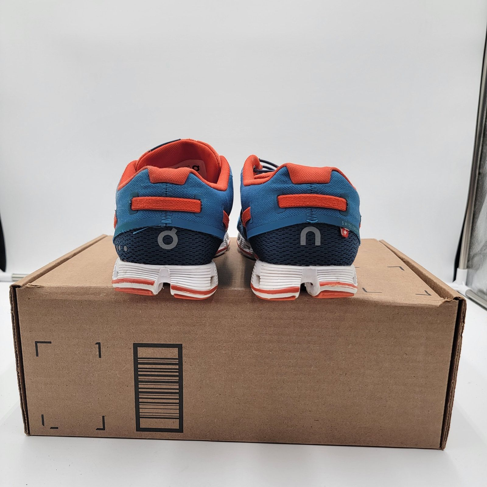 On On Running Mens Cloud Pacific/Sunset Sz 8 (154) Size US 8 / EU 41 - 5 Thumbnail