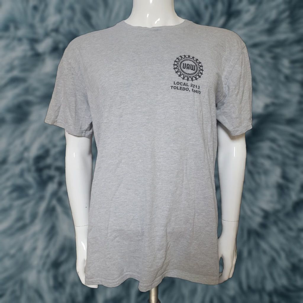 Vintage UAW Local 2213 Toledo OH T Shirt XL United Autoworkers Union Gray Royal Apparel Men Crew Neck Short Sleeve Graphic Tee Vintage-like Style Size US XL / EU 56 / 4 - 1 Thumbnail