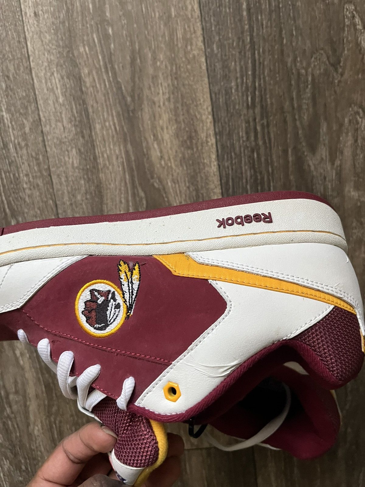Reebok Reebok RB 507 NFL Washington Redskins Men's Sneakers Size US 11 / EU 44 - 6 Thumbnail