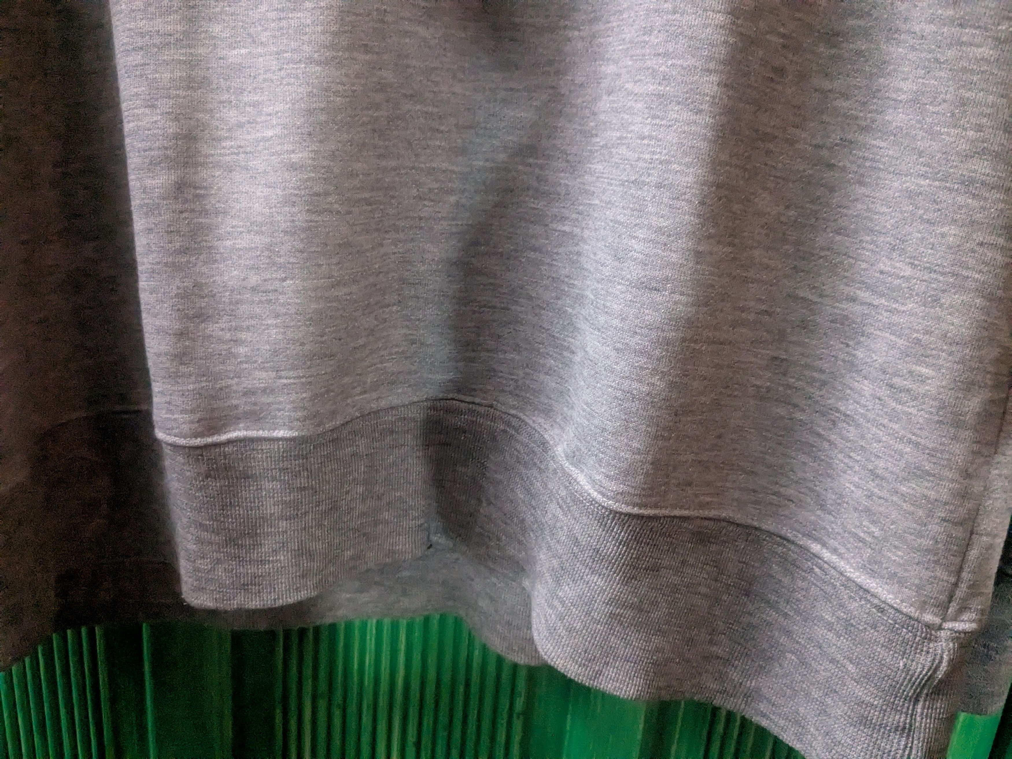 Tommy Hilfiger tommy Hilfiger vintage 90's sweater big logo rare Size US M / EU 48-50 / 2 - 6 Thumbnail