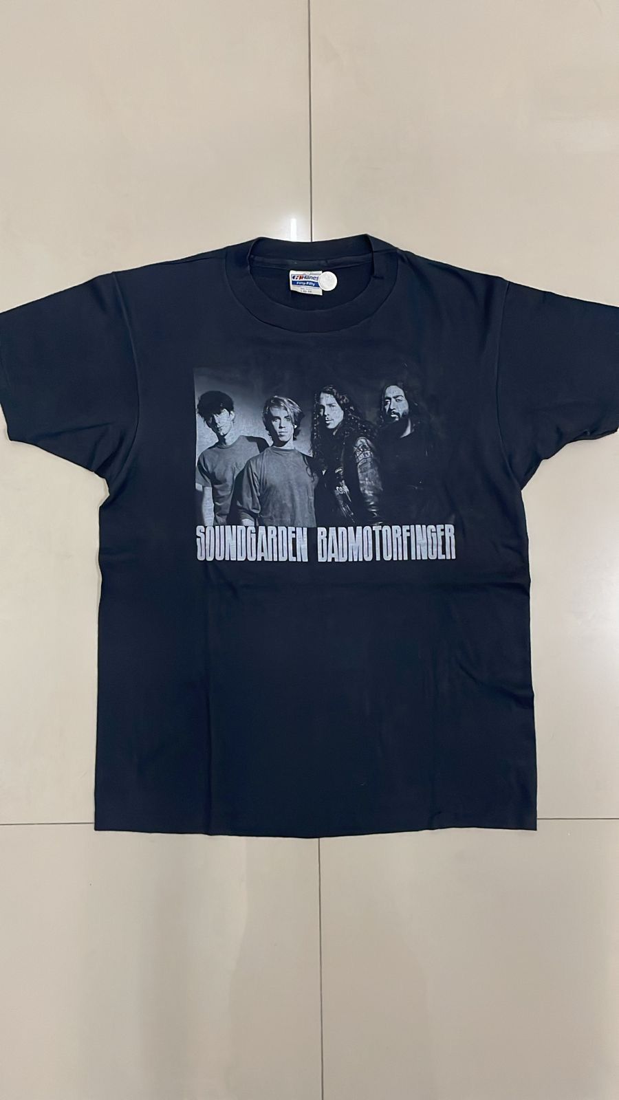Band Tees Vintage Soundgarden Badmotorfinger grunge tee Size US L / EU 52-54 / 3 - 1 Thumbnail