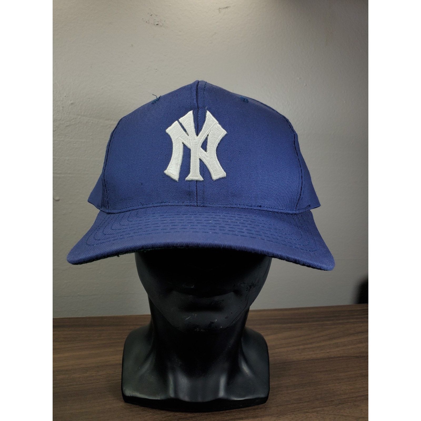 Logo 7 × New York Yankees × Vintage VTG 90's Logo 7 Ny