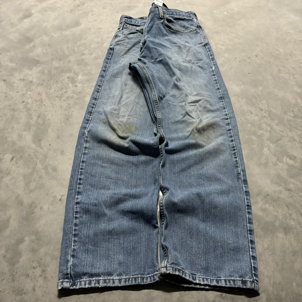 Levi's × Vintage Crazy Vintage Y2K/2000s Grunge Levi’s Medium Wash Denim Jeans! Size US 36 / EU 52 - 3 Thumbnail