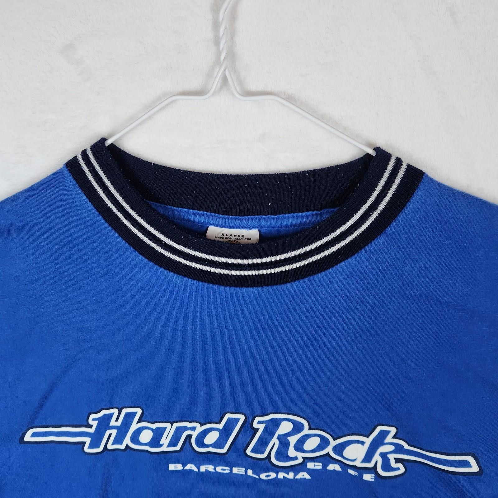 Hard Rock Cafe Vintage Hard Rock Cafe Barcelona T-Shirt Size XL Blue Size US XL / EU 56 / 4 - 4 Thumbnail