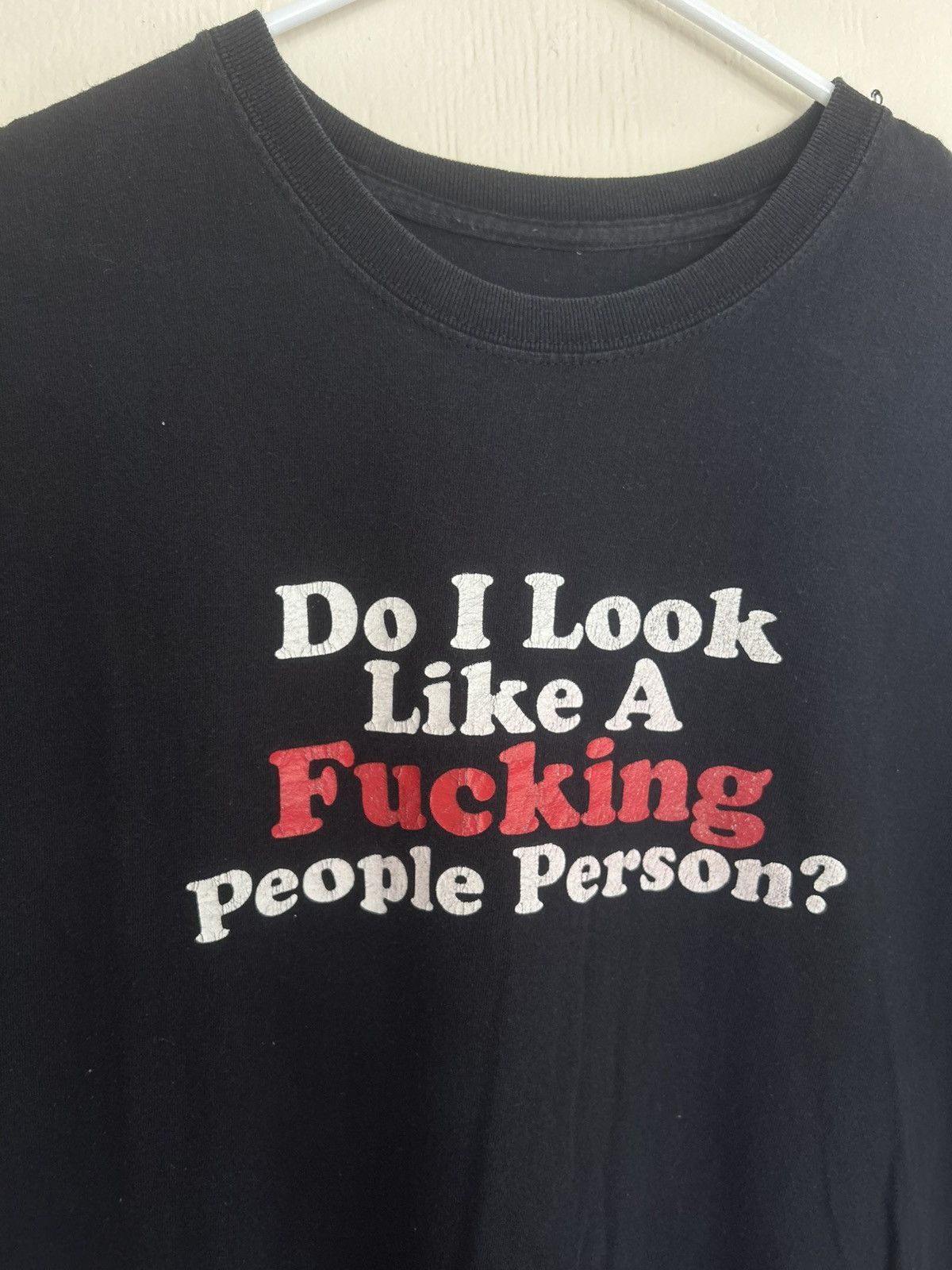 Vintage Do I Look Like A F*cking People Person? Black T-shirt Size US XL / EU 56 / 4 - 2 Thumbnail