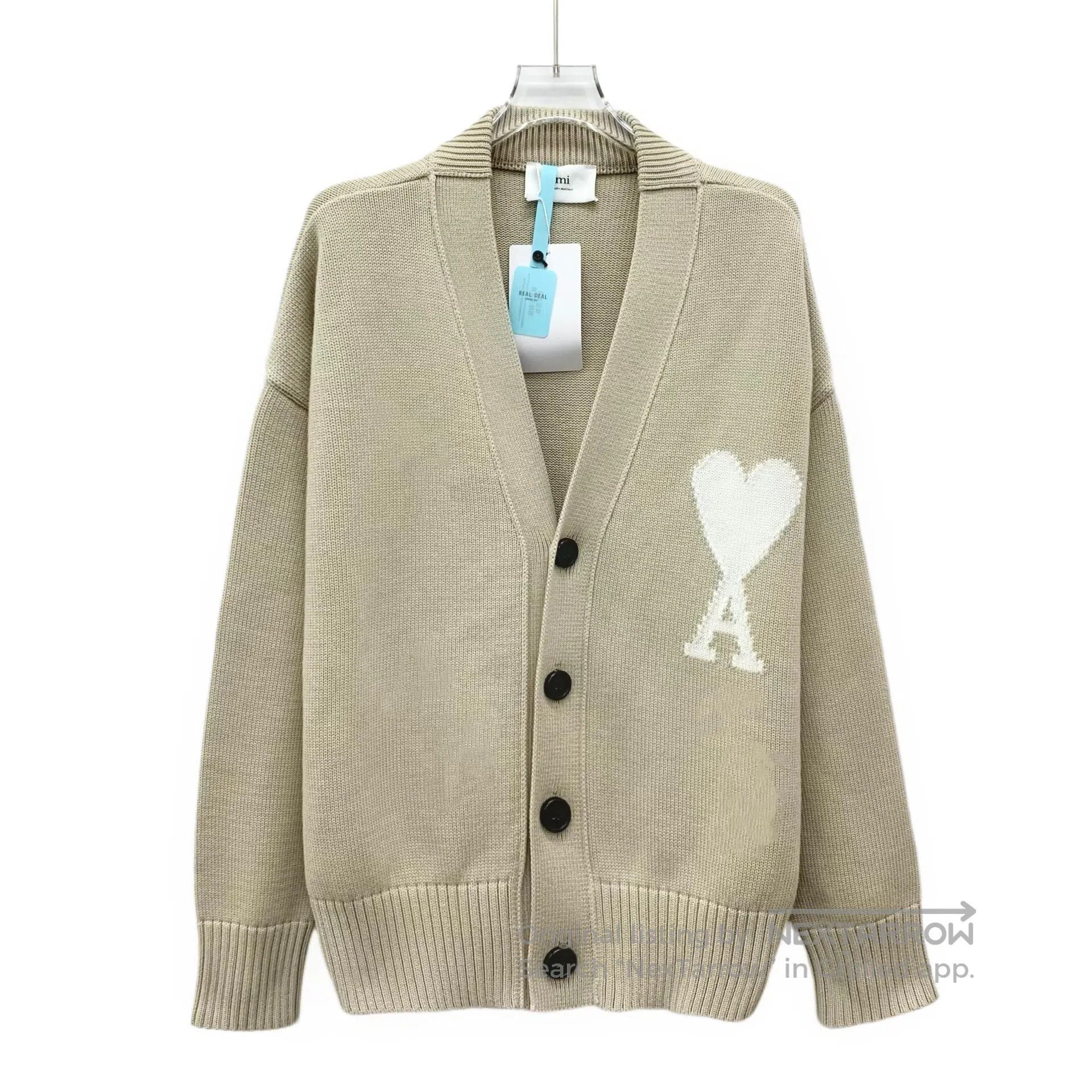 AMI Ami Oatmeal Color Love Heart Letter Embroidered Cotton V-n Size M / US 6-8 / IT 42-44 - 1 Thumbnail