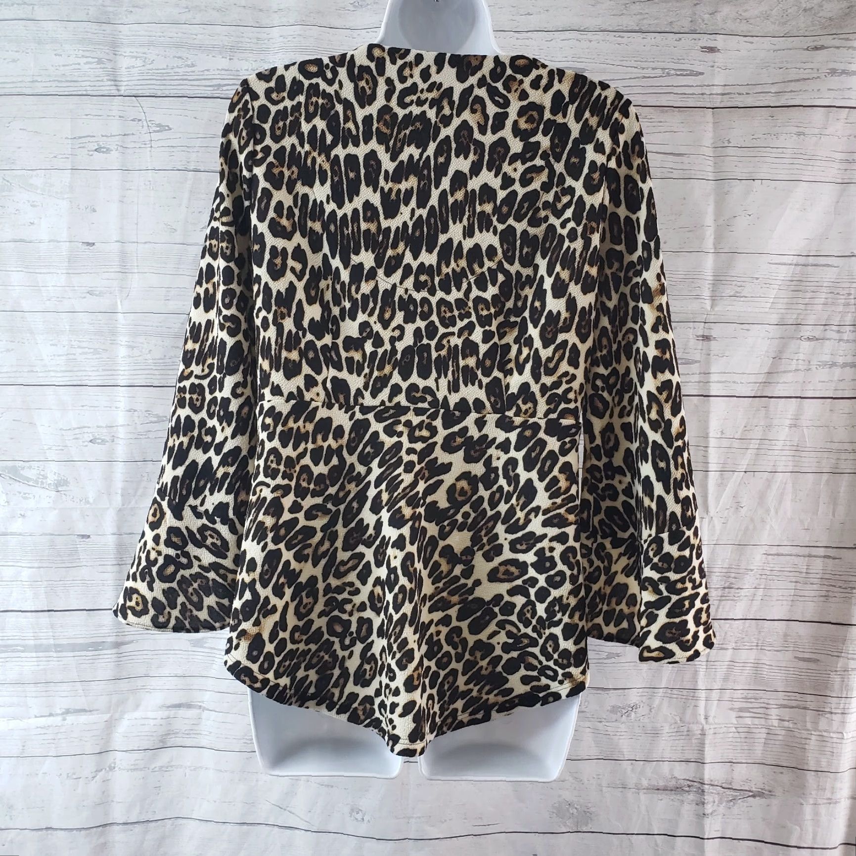 Vintage Chico's Womens Blouse S Brown Animal Print 3/4 Bell Sleeve Size S / US 4 / IT 40 - 4 Thumbnail