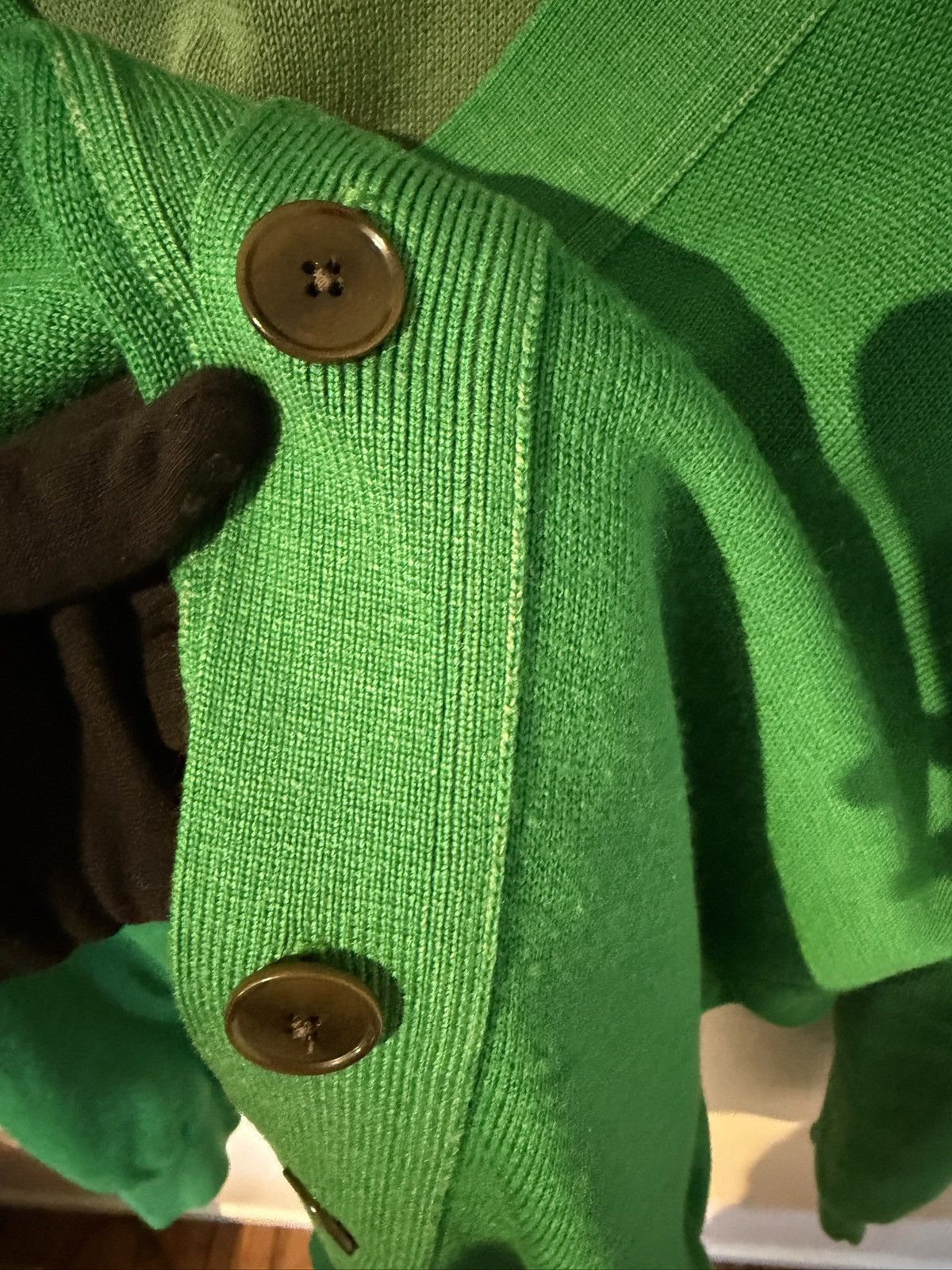 Acne Studios Acne Studios No Logo Cardigan Green Size US XL / EU 56 / 4 - 6 Thumbnail