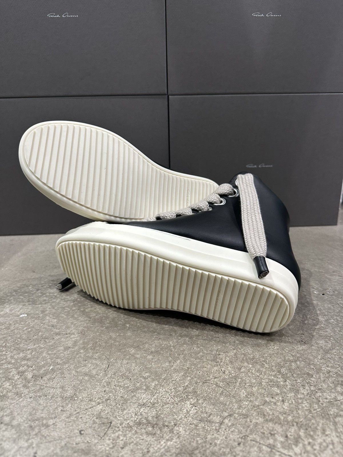 Rick Owens RICK OWENS - Jumbo High Black Milk Size US 9 / EU 42 - 6 Thumbnail