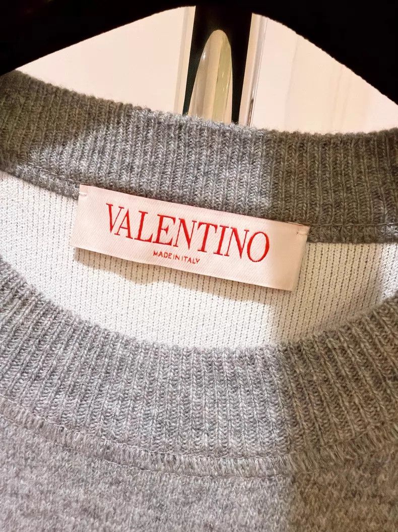 Valentino Valentino Bright diamond cuffs Grey silhouette sweater Size XS / US 0-2 / IT 36-38 - 7 Thumbnail