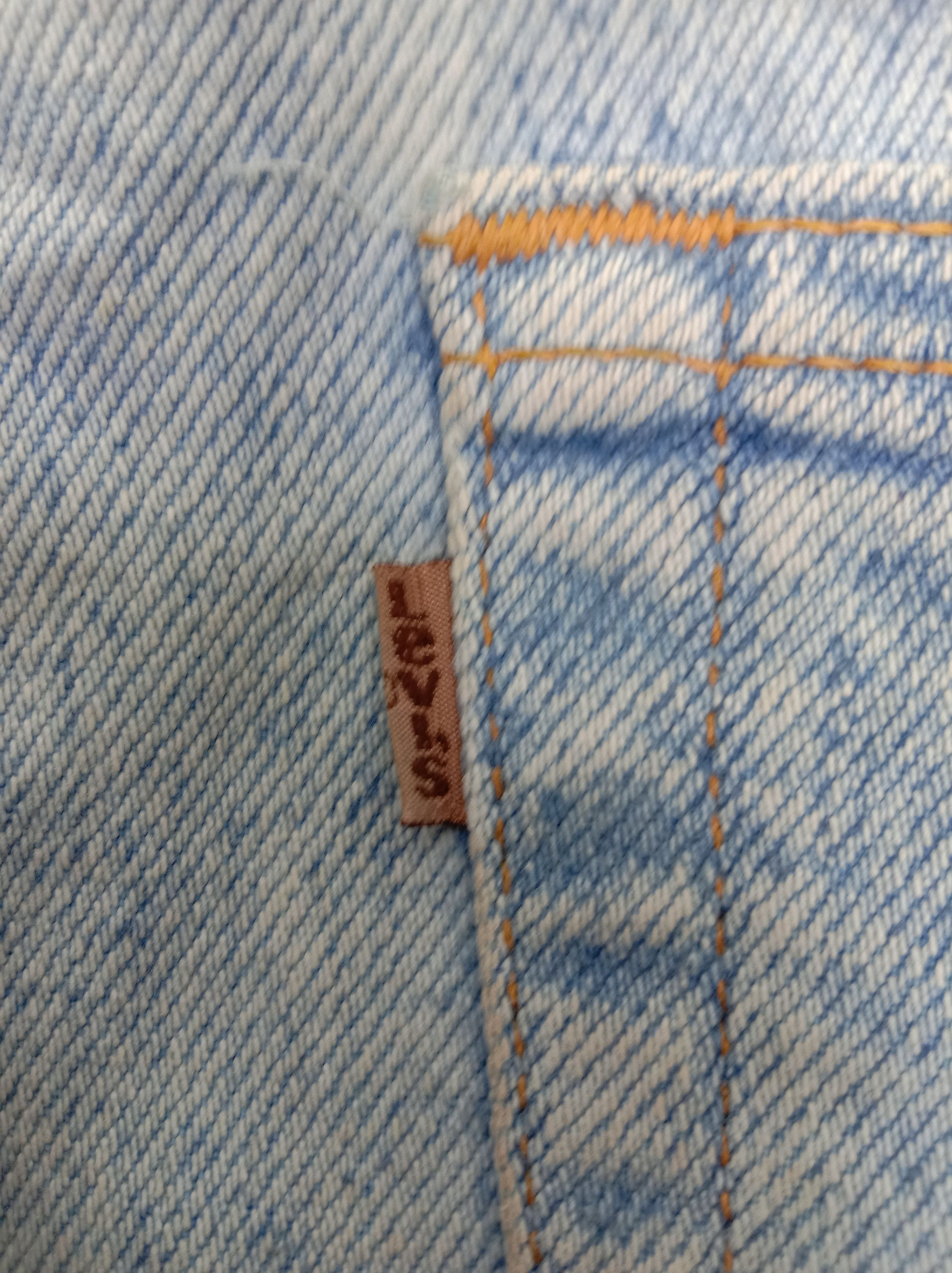Levi's Vintage 90s Levi's 540 Jeans Light Wash Relaxed Fit Denim Size US 39 - 11 Thumbnail