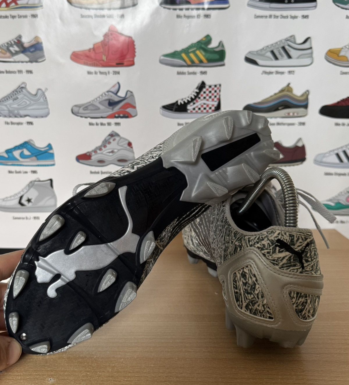 Puma Puma football boots Size US 9 / EU 42 - 6 Thumbnail