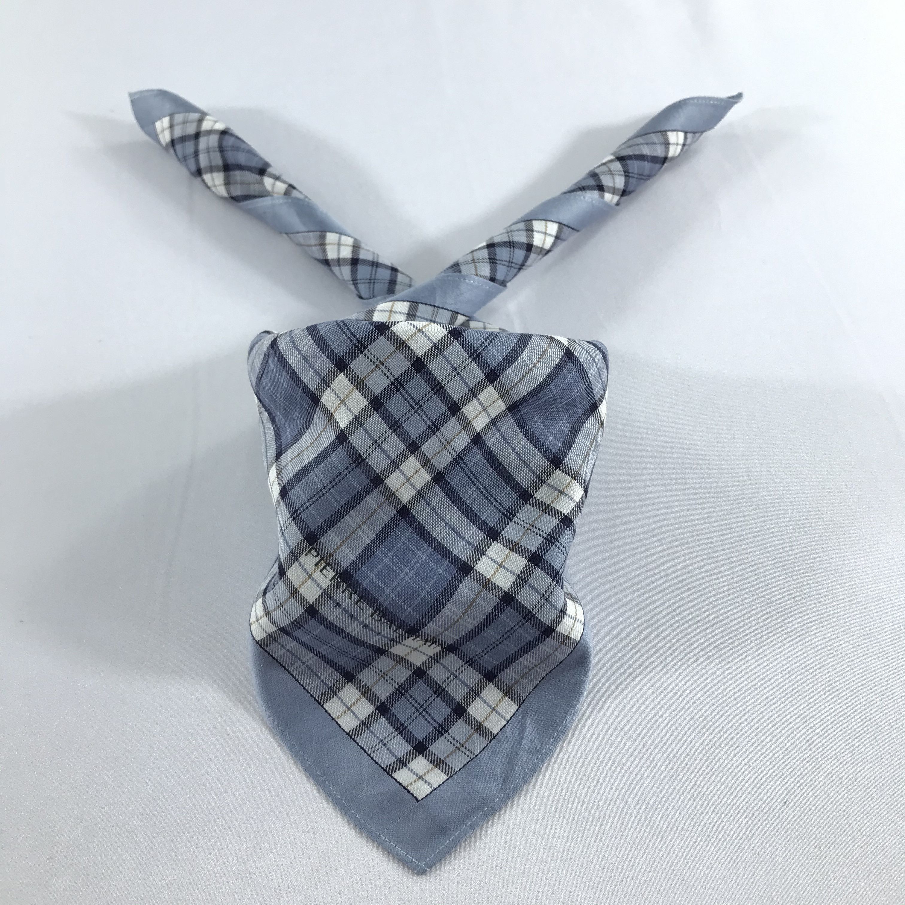 Pierre Balmain Pierre Balmain Handkerchief Neckerchief Bandana H922 Size ONE SIZE - 1 Thumbnail