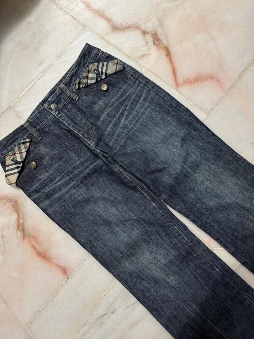 Burberry 💥FLARE💥BURBERY LONDON STONE WASHED DARK JEANS BAGGY FLARE Size US 27 - 5 Thumbnail
