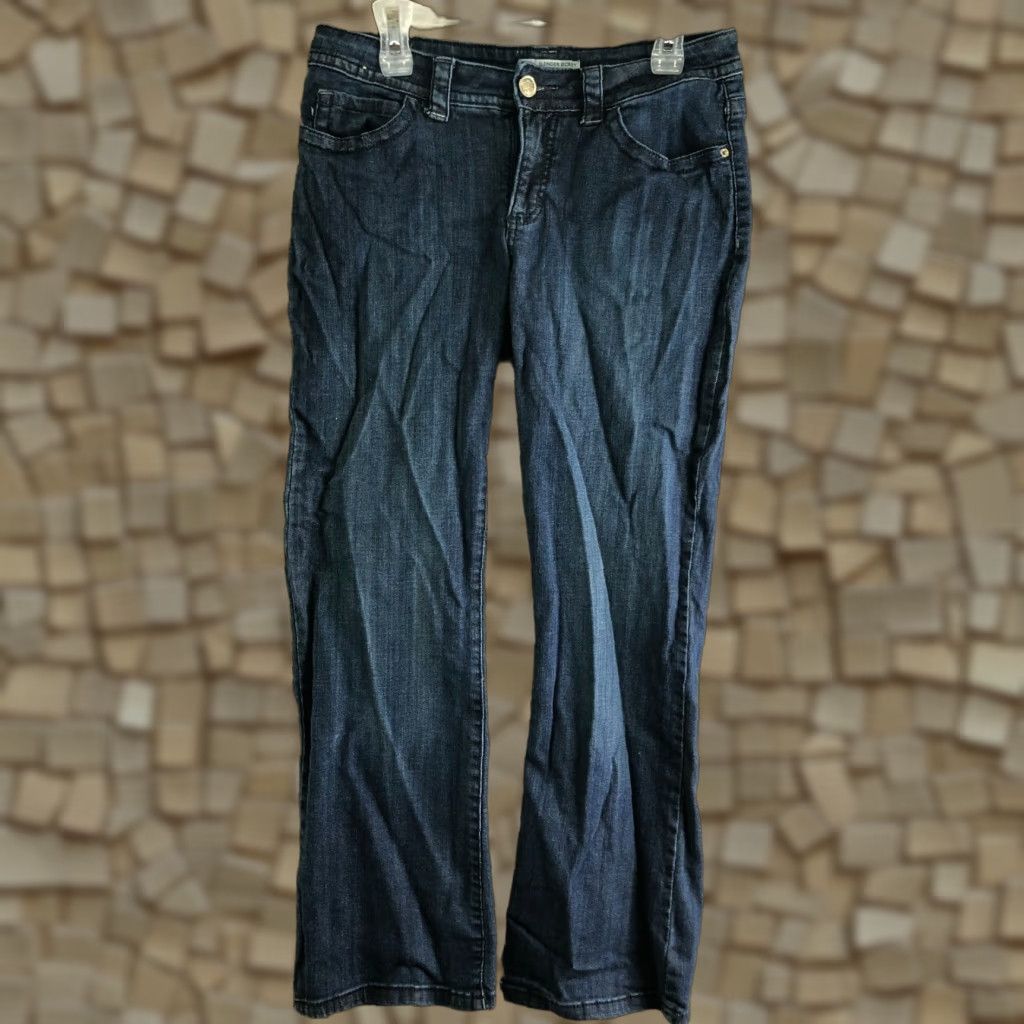 Lee Lee Jeans - 12 Womens Mid Rise Medium Wash Denim Jean - Regular Inseam 28in - Straight Fit Size 34" / US 12 / IT 48 - 1 Thumbnail