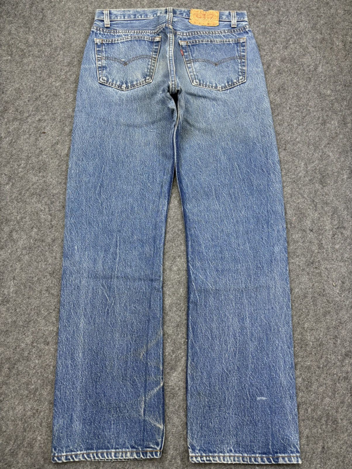 Levi's Vintage 80s Levis 501 Original Cut Medium Wash Denim F798 Size US 31 - 14 Thumbnail