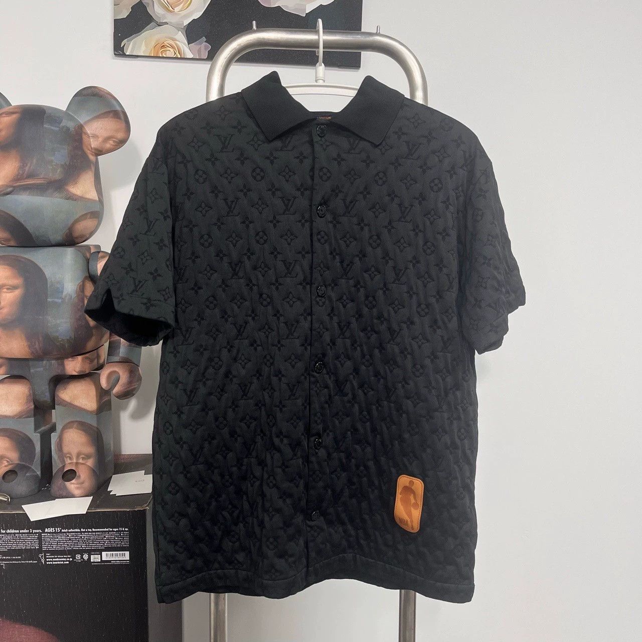 Louis Vuitton Louis Vuitton x NBA Printed Shirt Size US S / EU 44-46 / 1 - 1 Thumbnail