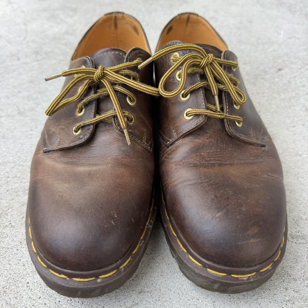 Vintage Dr Martens 1561 Brown Leather Oxford Made In England display picture 1