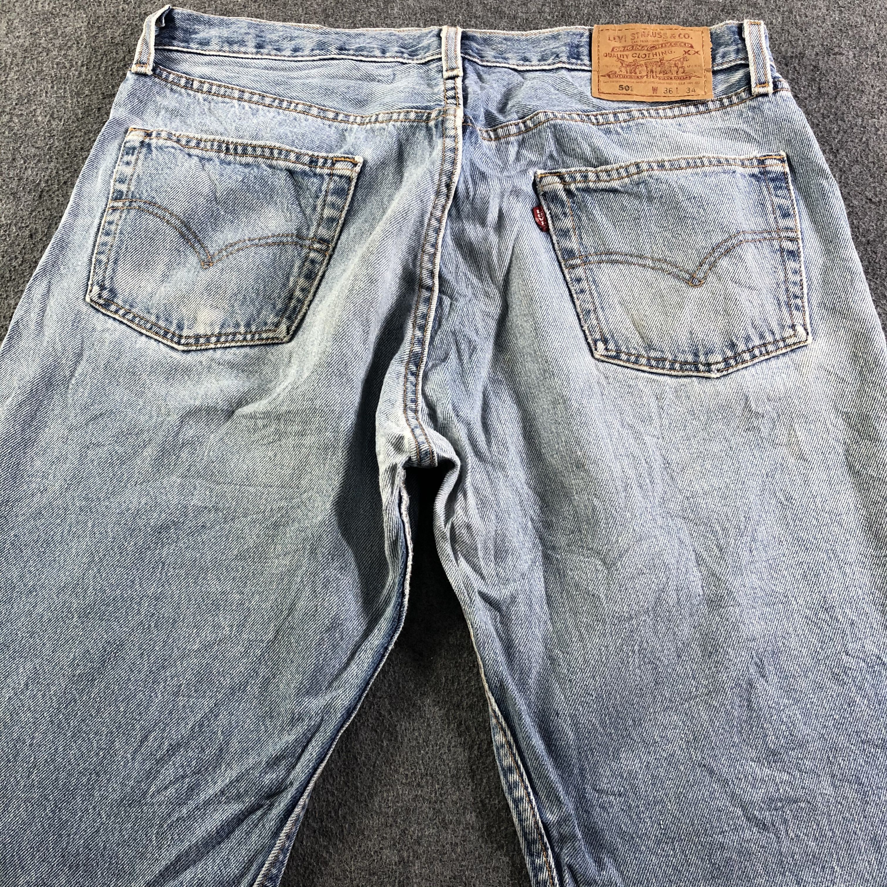 Levi's Vintage Blue Wash Levis 501 Jeans-J3985 Size US 35 - 4 Thumbnail