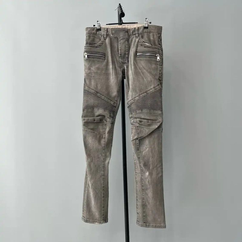 Balmain Gray Cotton Casual Pants for Men 0089