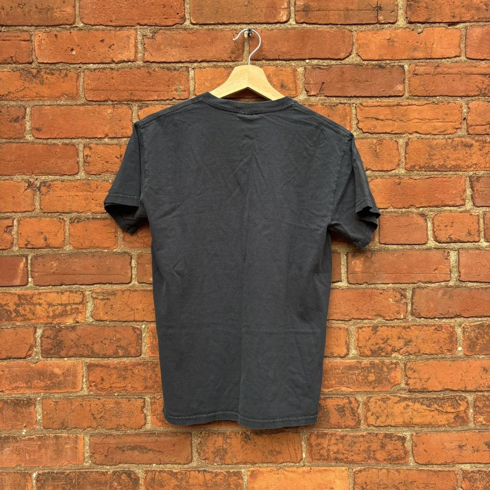 Gildan Vintage Darwin fish t shirt 00s Small Size US S / EU 44-46 / 1 - 4 Thumbnail