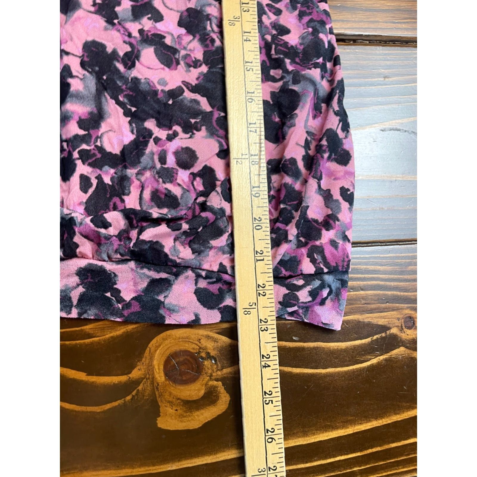 Vintage VINTAGE? No, it's not vintage. The limited shirt womens size medium pink black sleeveless floral Size M / US 6-8 / IT 42-44 - 6 Thumbnail