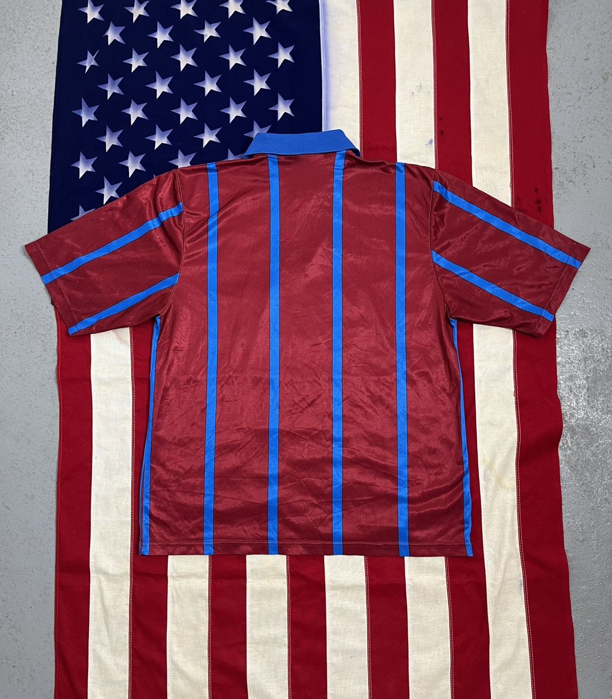 Asics VTG 90s Asics Aston Villa Müller Home Soccer Jersey Red Blue Size US L / EU 52-54 / 3 - 2 Thumbnail