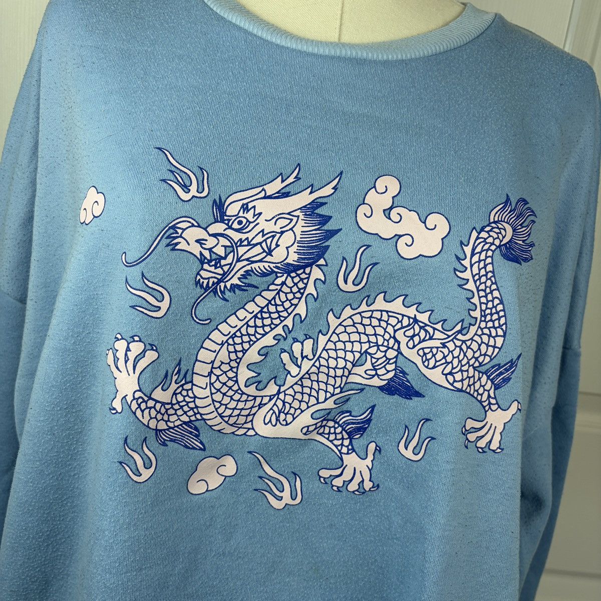 Shein SHEIN blue dragon graphic crewneck Size S / US 4 / IT 40 - 2 Thumbnail