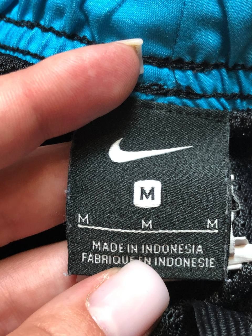 Nike Vintage Shorts black and blue Nike logo Y2K sportwear Size US 32 / EU 48 - 2 Thumbnail