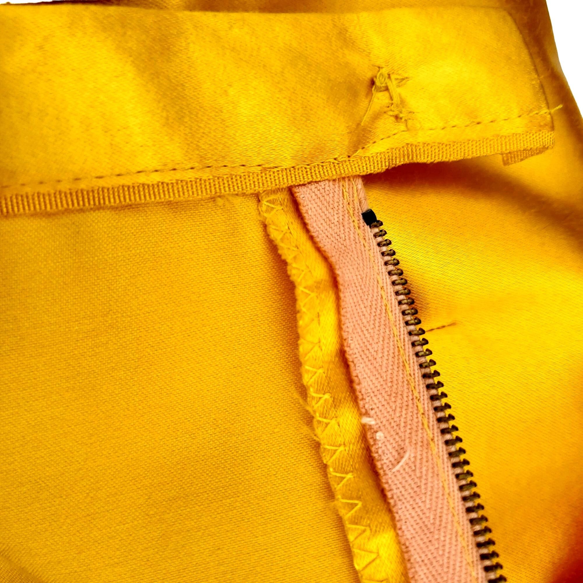 Vintage Vintage Yellow Yellow Satin Wiggle Pencil Skirt Size S 50s M Size 27" / US 4 / IT 40 - 6 Thumbnail