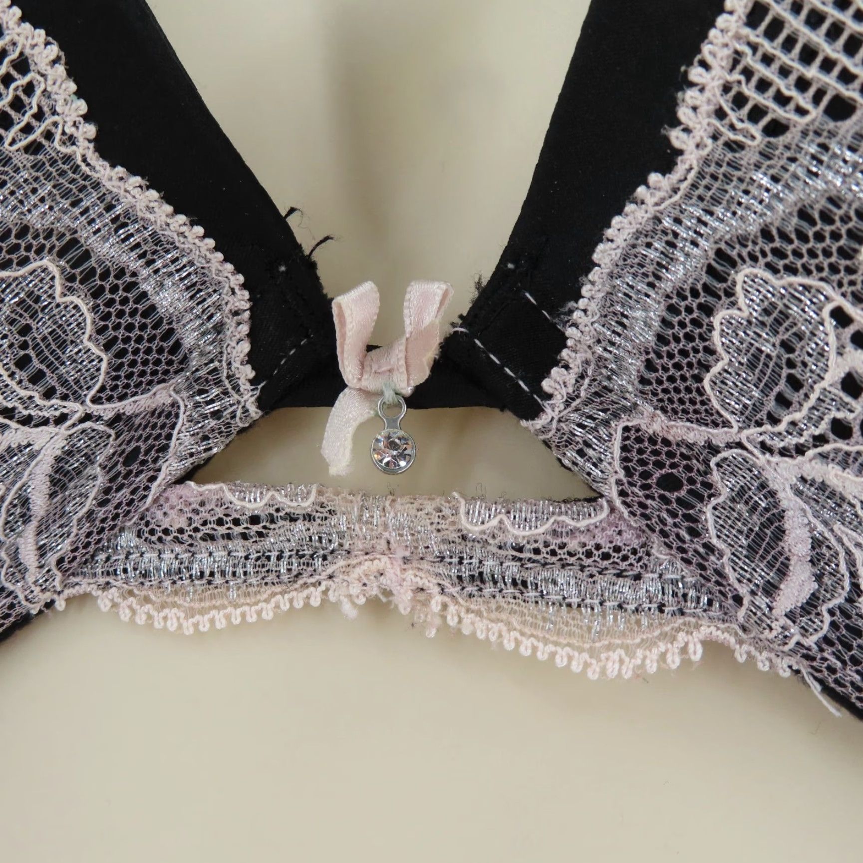 Victoria's Secret **Victoria's Secret 34C Dream Angels Push Up Bra Black Underwire** User: Victoria's Secret 34C Dream Angels Push Up Bra Black Underwire Size ONE SIZE - 3 Thumbnail