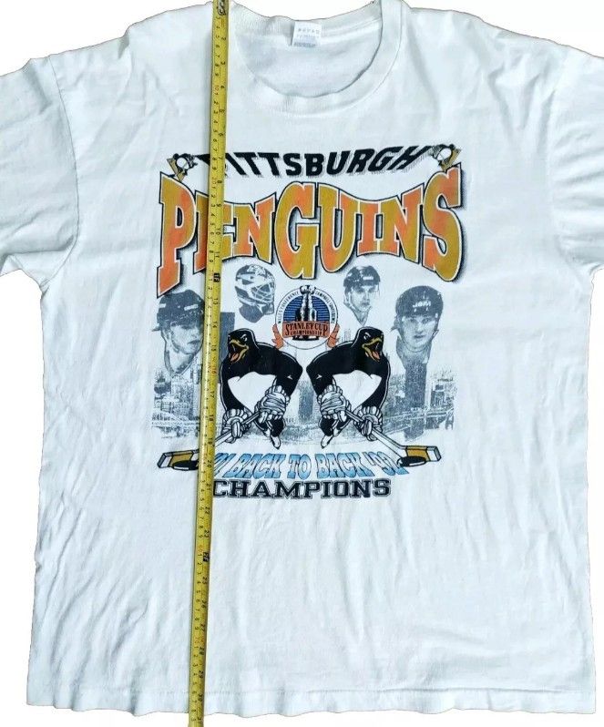 Fruit Of The Loom × Vintage Vintage Pittsburgh Penguins 1992 Champions Players t-shirt Size US XL / EU 56 / 4 - 10 Thumbnail