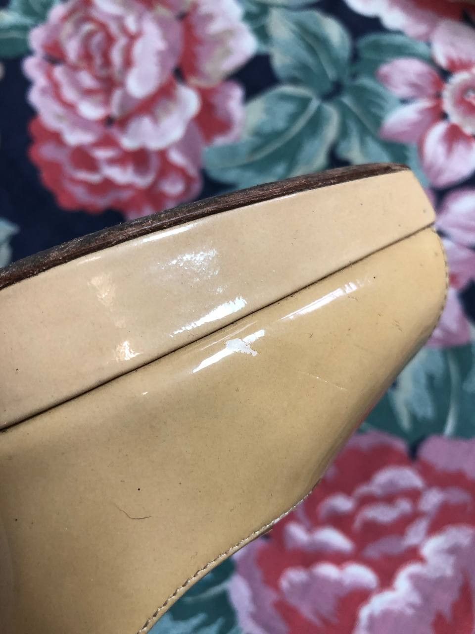Jimmy Choo Jimmy Choo Womens Patent Leather Peep Toe Heel Pumps Beige Size US 5 / IT 35 - 11 Thumbnail