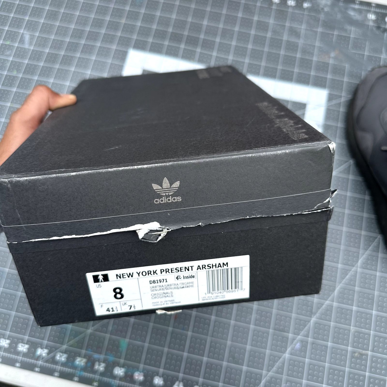 Daniel Arsham Daniel Arsham x Adidas NYC 'Present' Size US 8 / EU 41 - 8 Thumbnail