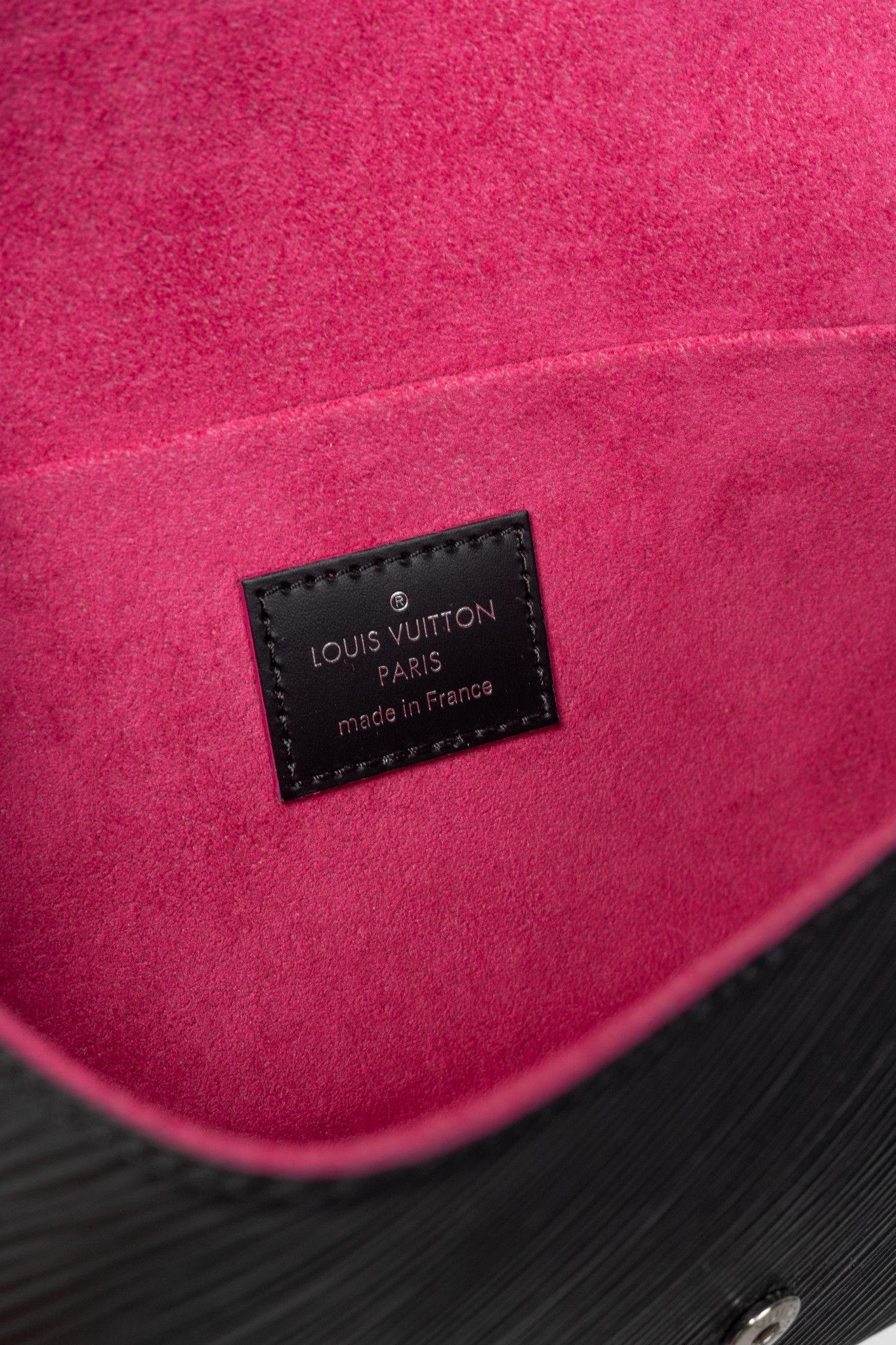 Louis Vuitton Louis Vuitton Felicie Noir & Fuchsia Epi Leather Pochette Size ONE SIZE - 16 Thumbnail