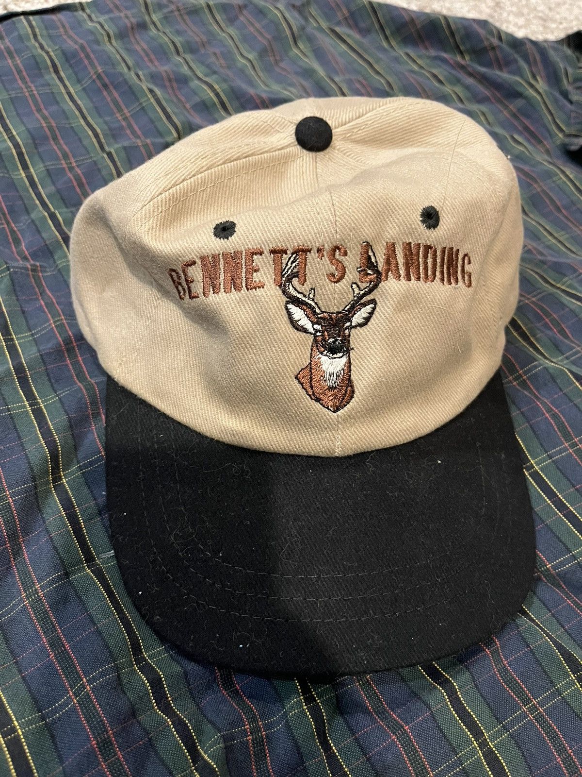 Vintage Vintage 90s Tan Hunter Cap Size ONE SIZE - 1 Thumbnail