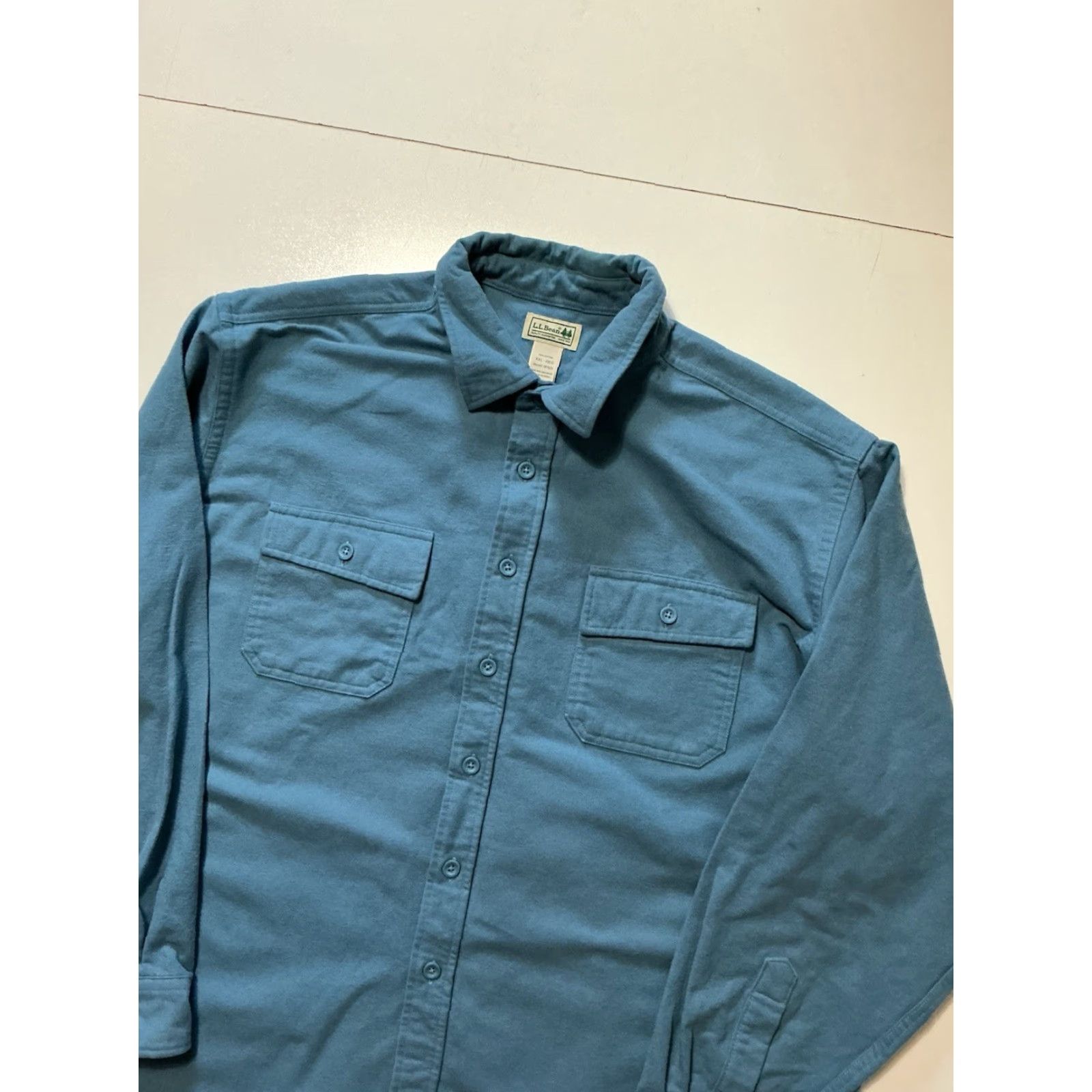 Vintage VINTAGE L.L. Bean Chamois Cloth Traditional Fit Men’s Flannel Button Front L/S Shirt XXL Blue Mens Size US XXL / EU 58 / 5 - 3 Thumbnail