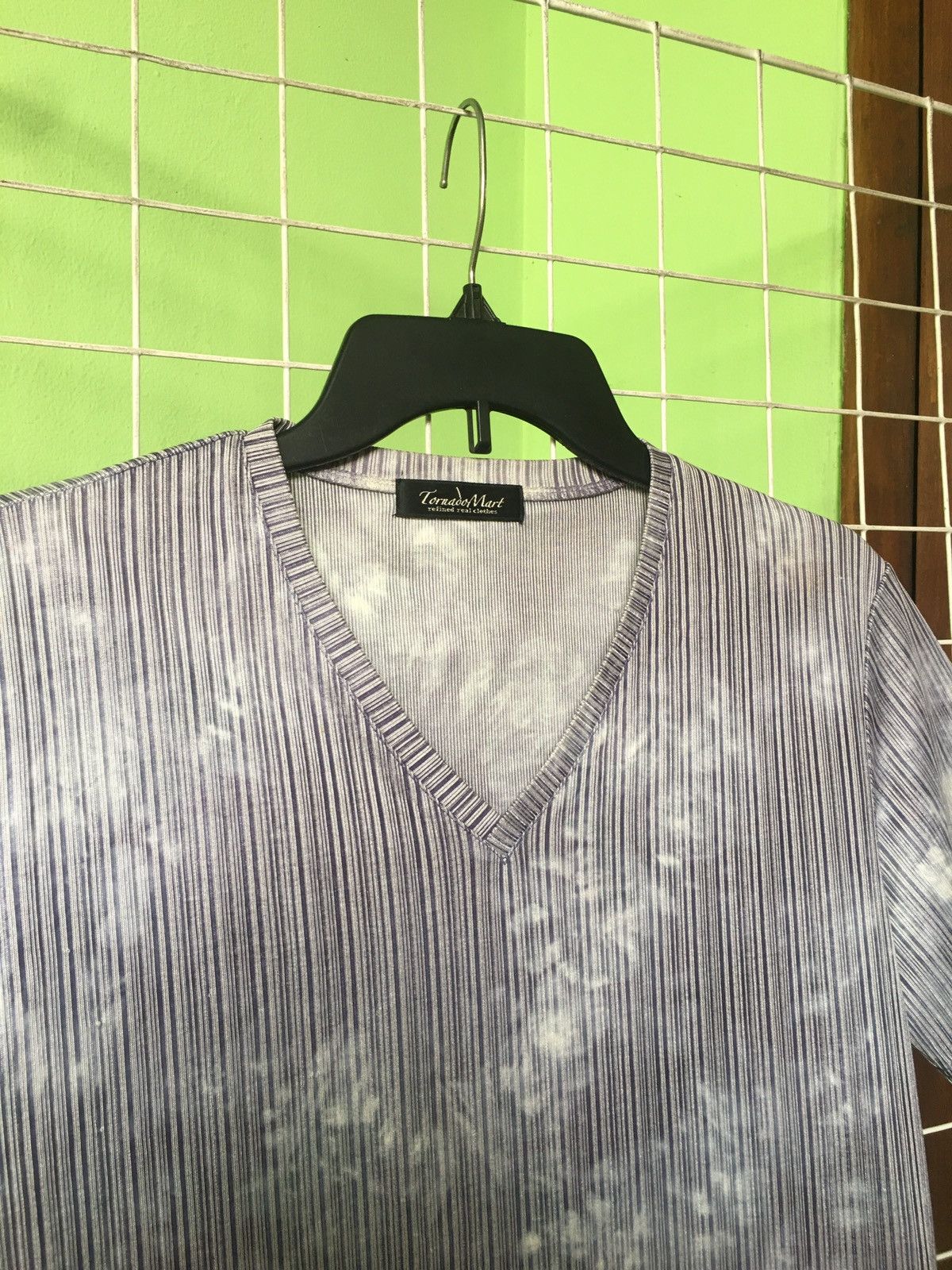 Tornado Mart Tornado Mart v-neck Tshirt Size US L / EU 52-54 / 3 - 2 Thumbnail