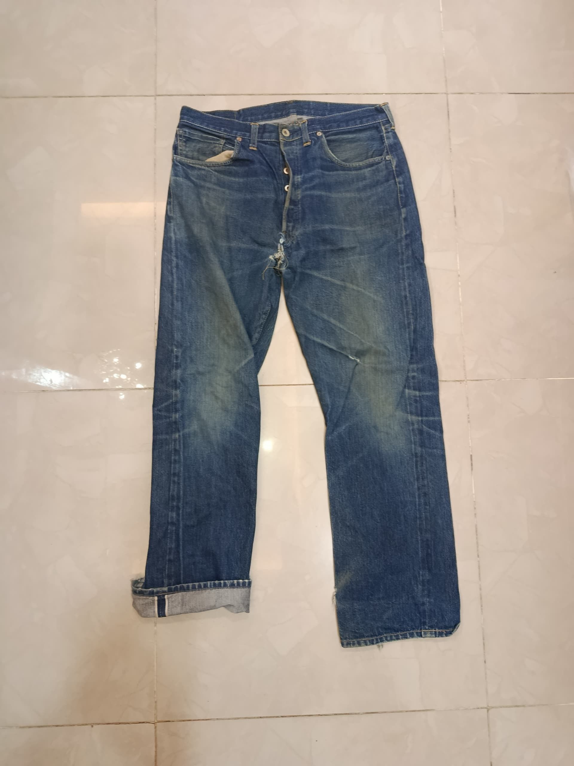 Levi's DISTRESSED LEVIS S501XX #555 BIG E SELVEDGE DENIM Size US 36 / EU 52 - 1 Thumbnail