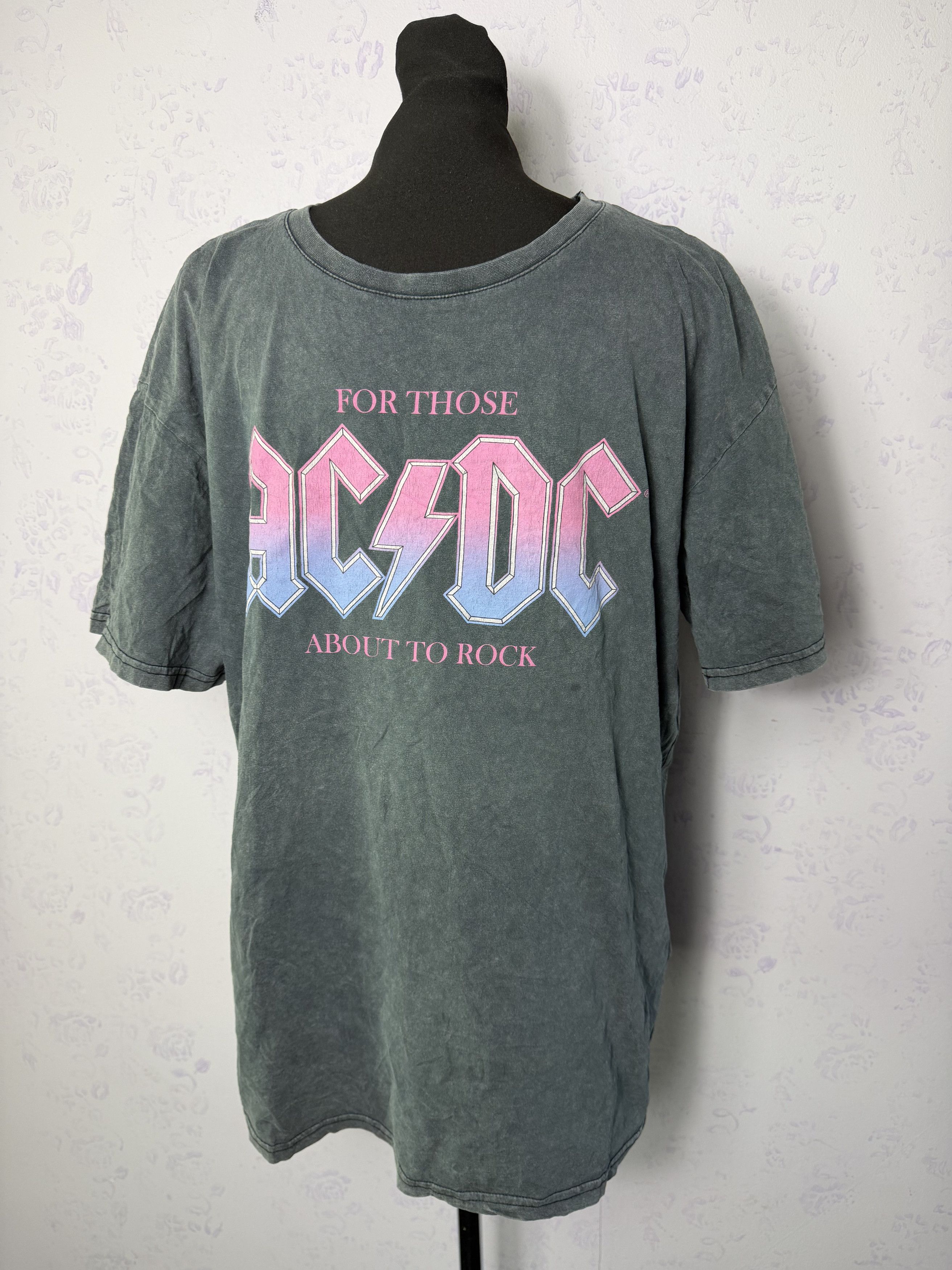 AC/DC AC/DC Band Tee / Washed Green / Vintage Style / Size XL Size US M / EU 48-50 / 2 - 1 Thumbnail