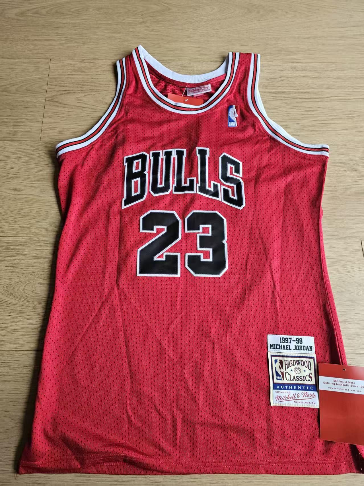 NBA Bulls #23 Michael Jordan Jersey Size US XL / EU 56 / 4 - 1 Thumbnail