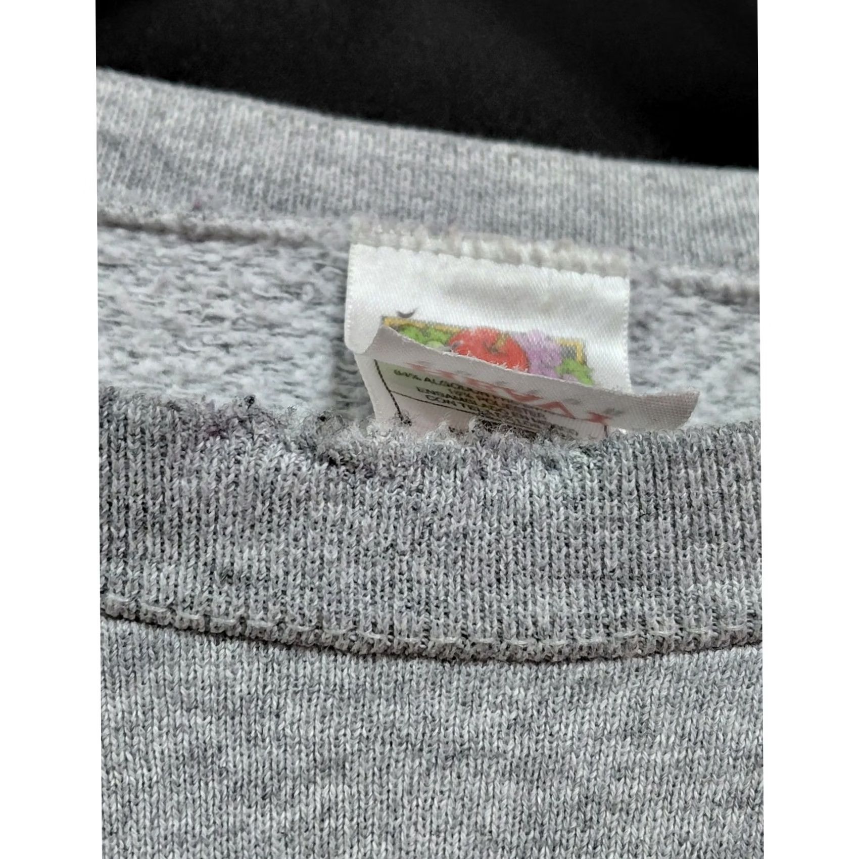 Fruit Of The Loom VINTAGE Fruit of the Loom GRRFOWL Graphic Print Sweatshirt Grey Size 2XL Size US XXL / EU 58 / 5 - 4 Thumbnail