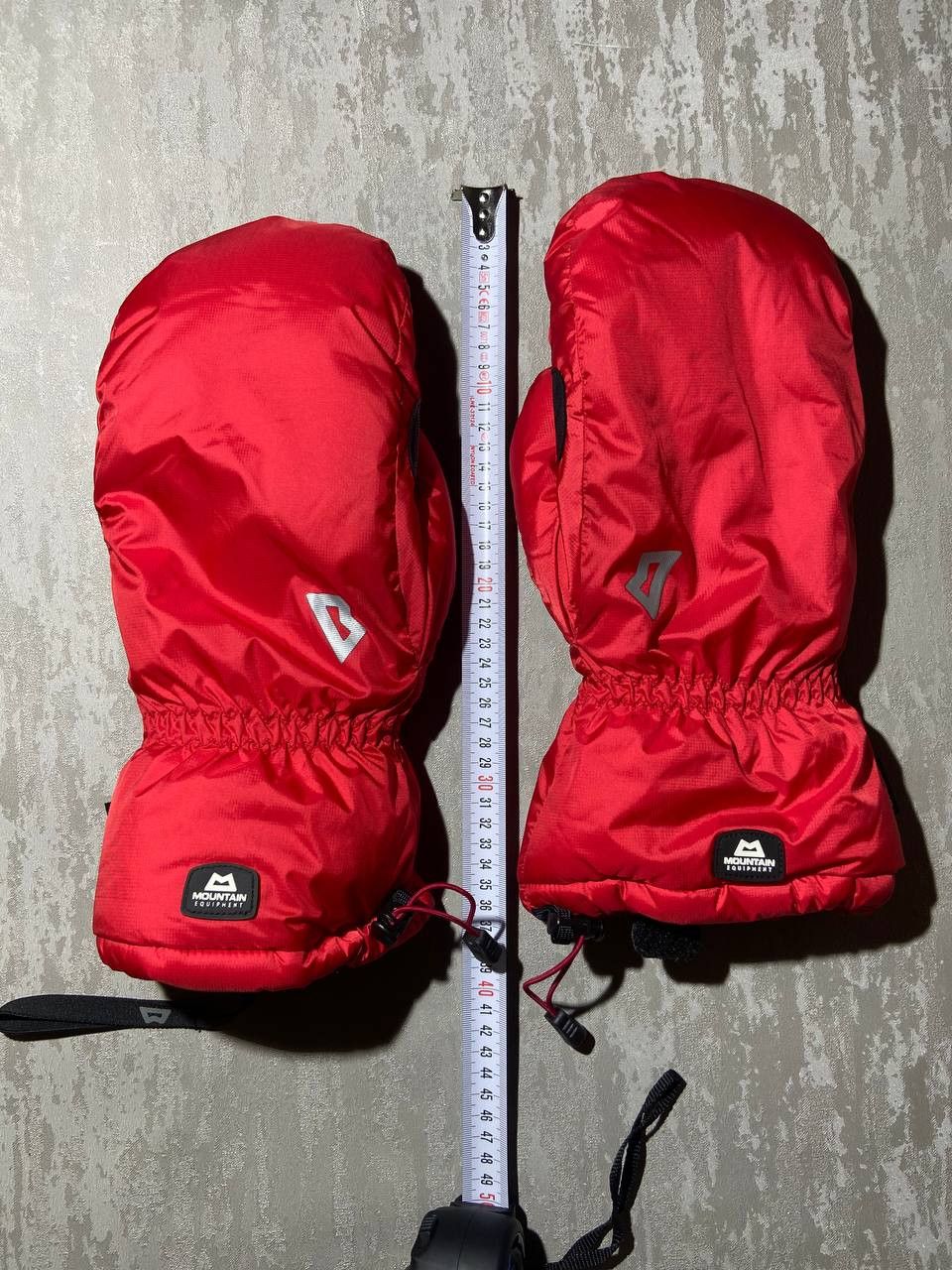 Mountain Equipment Gloves Mountain Equipment Redline Mitt Size 44 - 6 Thumbnail
