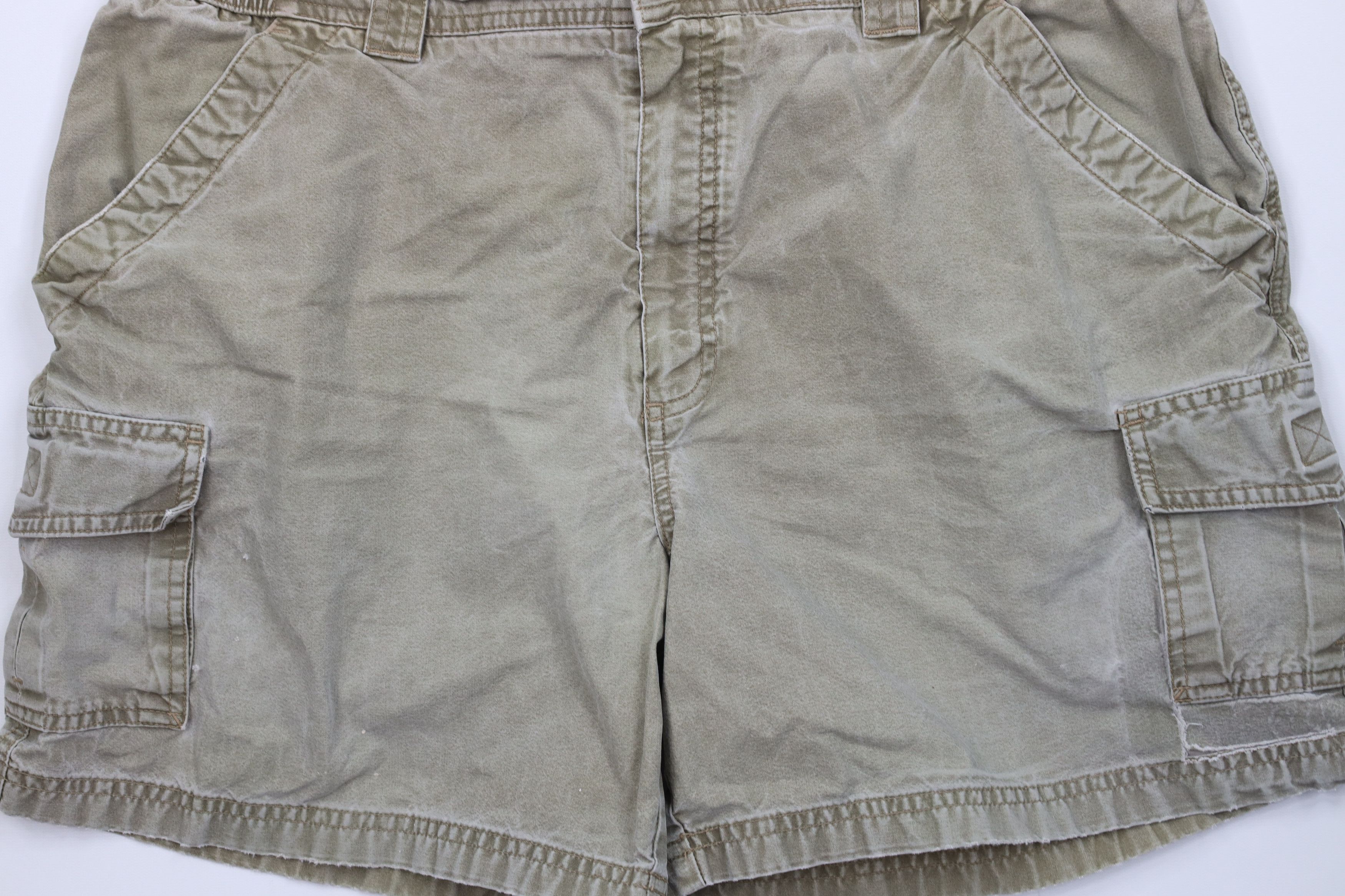 L.L. Bean Vintage 90s LL Bean Faded Stonewash Above Knee Cargo Shorts Size US 38 / EU 54 - 3 Thumbnail
