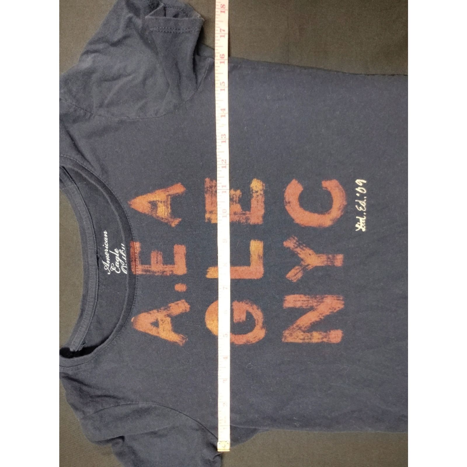 American Eagle Outfitters American Eagle Outfitters Faded Black Tee with Orange Size S / US 4 / IT 40 - 4 Thumbnail