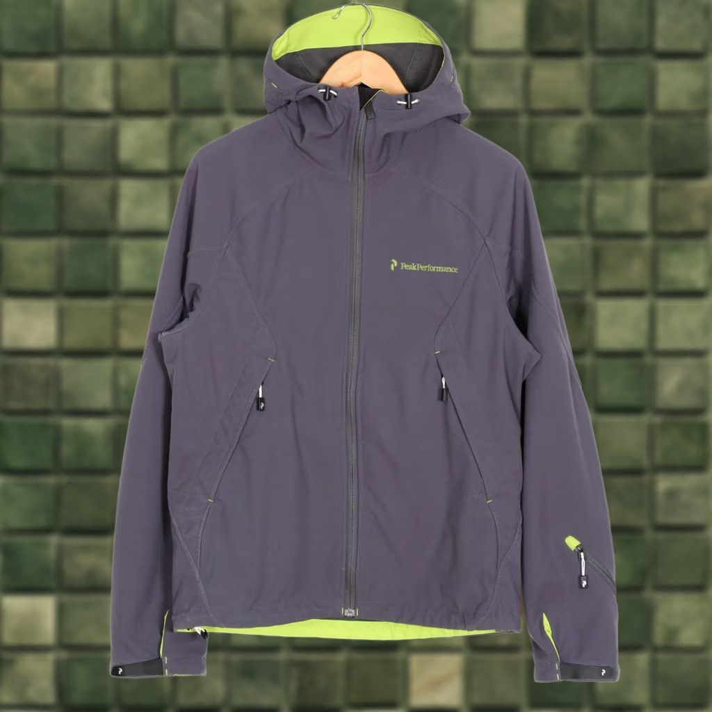 Peak Performance PEAK PERFORMANCE Hooded Jacket Men M Soft Shell Ski Outdoor Hiking MJ6394 Jacket Size US M / EU 48-50 / 2 - 1 Thumbnail