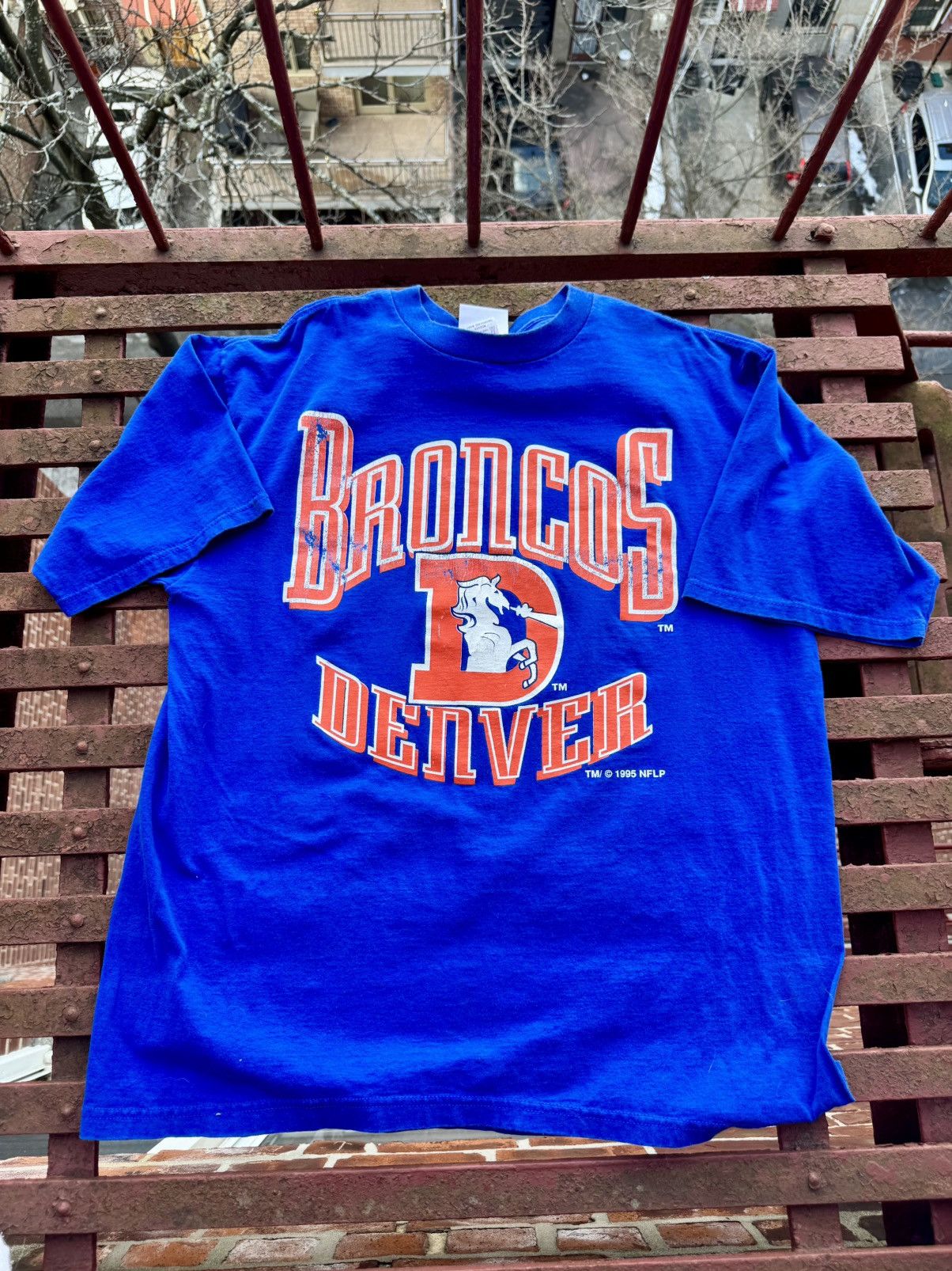 Logo Athletic VINTAGE 1995 NFL Denver Broncos Tee Size US XL / EU 56 / 4 - 1 Thumbnail
